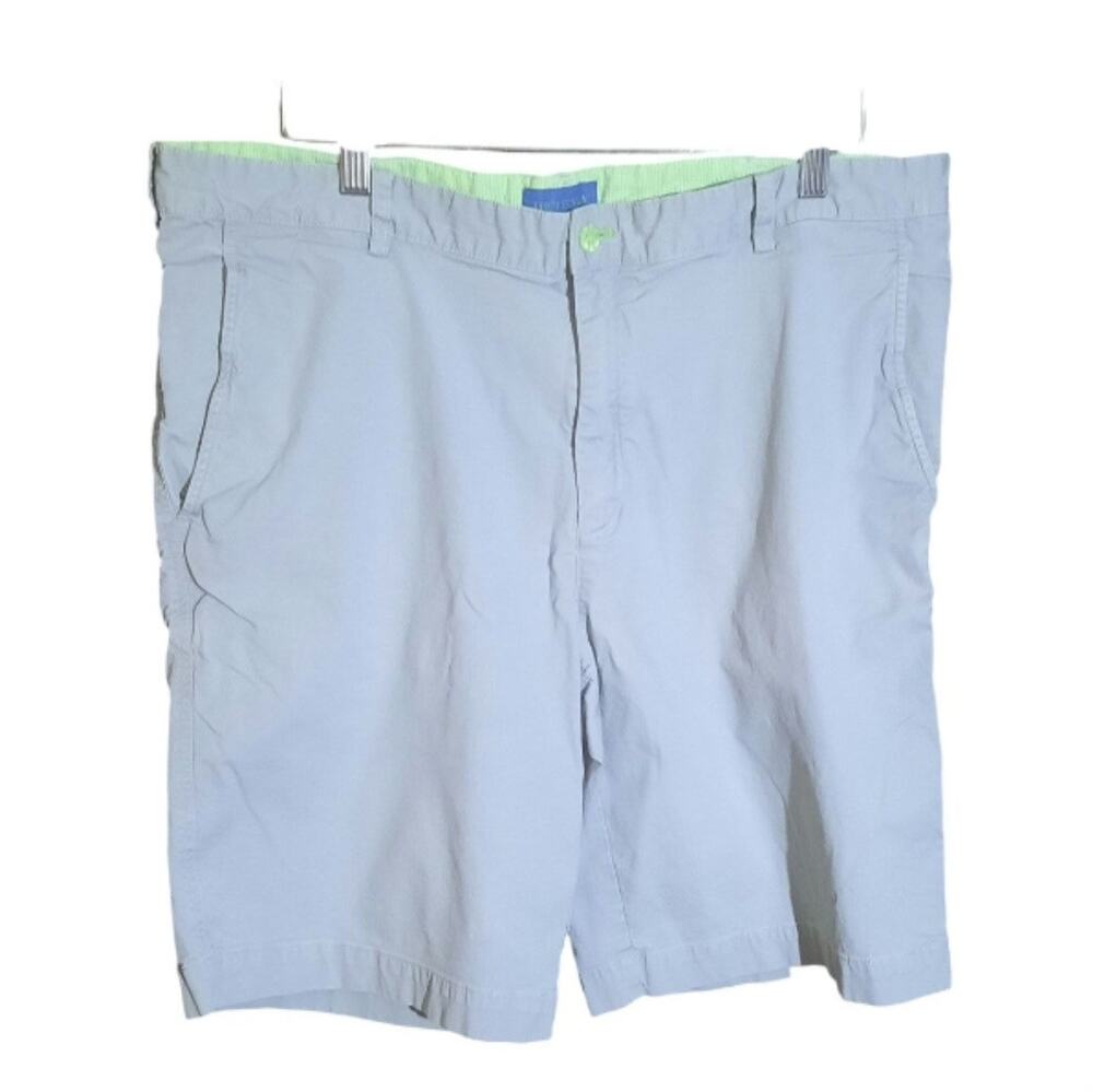 Betenly Mens Gray Zip and Button Close Side Pocket Golf Shorts Size 40